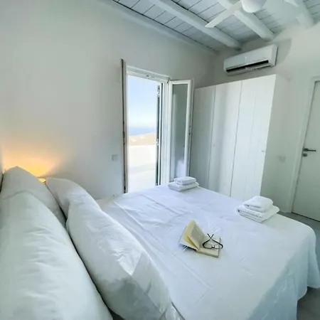 Sunset House In 1 * Isztérnia